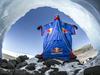 Deportista ruso salta por primera vez el Kilimanjaro, el monte más alto de África