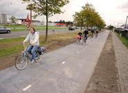 Holanda inaugura primera ciclovía capaz de producir energía eléctrica