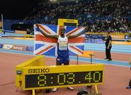 Mo Farah bate el récord mundial de las dos millas bajo techo