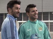 El duelo de habilidad entre Sergio Agüero y David Villa
