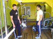 Haciendo amigos en el gimnasio, 