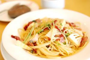 ¿Qué carbohidratos consumir antes y después de entrenar?