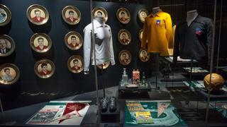 Exposición sobre Chile y los Mundiales en el Museo de la Moda