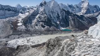 Al menos 17 personas mueren en el Himalaya