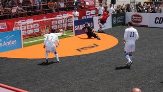 Chile comienza con el pie derecho en Mundial de Fútbol Calle