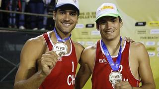 Primos Grimalt obtienen plata en Circuito Mundial de Voleibol Playas