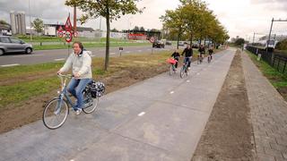 Holanda inaugura primera ciclovía capaz de producir energía eléctrica