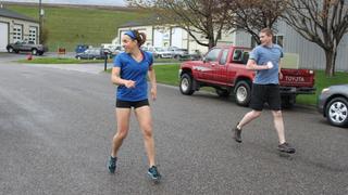 Retrorunning: los beneficios de correr hacia atrás