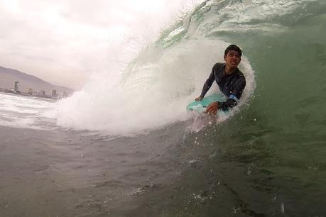 Chileno Yoshua Toledo es el nuevo campeón mundial de bodyboard sub 18
