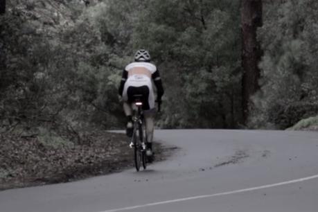 Backtracker, el dispositivo que busca salvar a ciclistas de ser atropellados