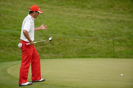 El chileno que salió de un torneo de golf para ayudar a un compañero