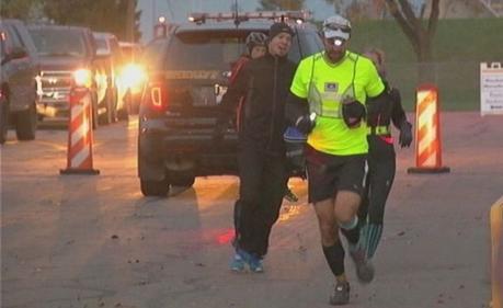 El estadounidense que corrió dos maratones en un día