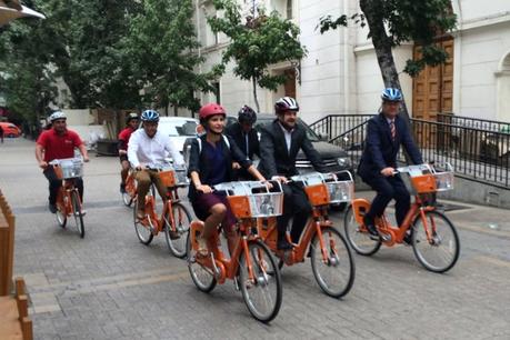 Municipio de Santiago inaugura sistema de bicicletas