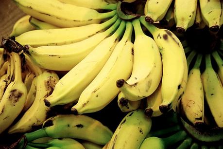 Frutas que te ayudarán a entrenar: el plátano