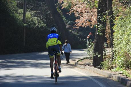 Pedaleando con fuerza en el Cerro San Cristóbal