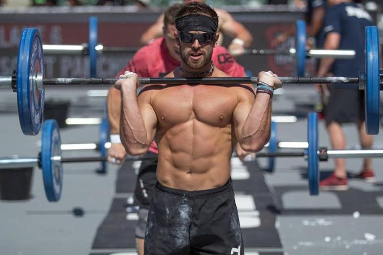 Los 6 consejos del campeón de los Crossfit Games para estar en forma