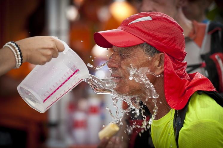 La hiponatremia: Cuando el exceso de agua también es malo