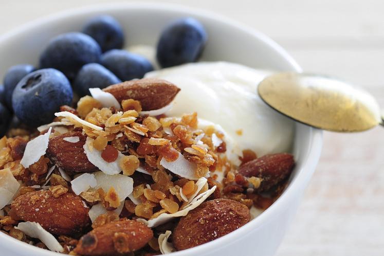 Los beneficios de la granola en los deportistas