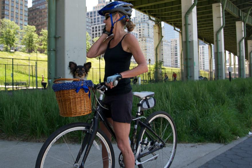 Los riesgos de no usar casco al andar en bicicleta