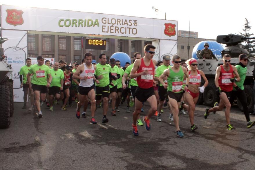 [FOTOS] Corrida Glorias del Ejercito 2014