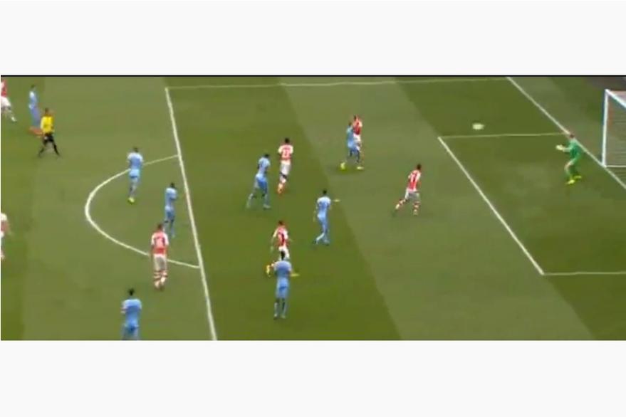 Gol de Alexis Sánchez en partido entre Arsenal y Manchester City