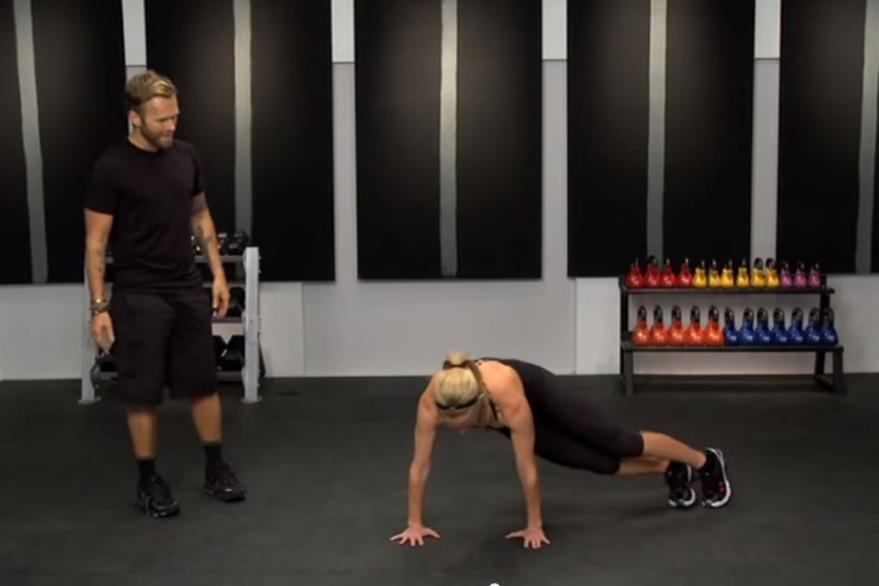 Presentan un nuevo ejercicio de crossfit: el burpee lateral
