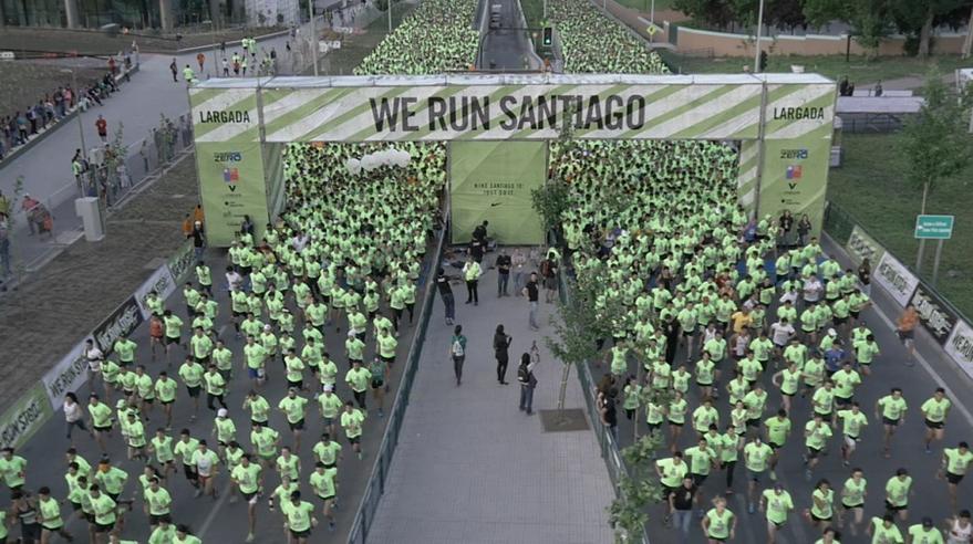 Más de 10 mil corredores participaron en Nike We Run Santiago 2014