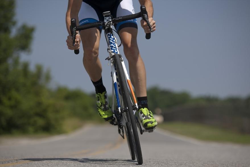 ¿Qué músculos se trabajan al andar en bicicleta?