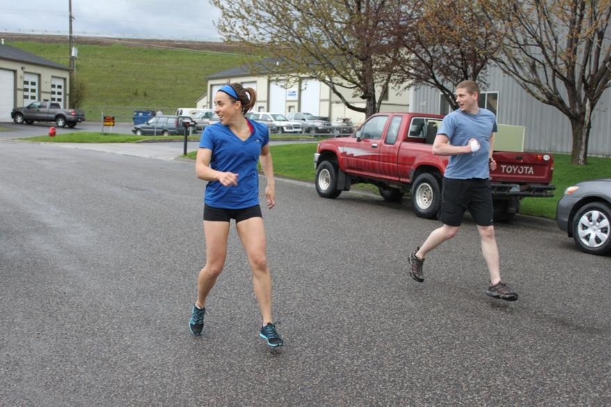 Retrorunning: los beneficios de correr hacia atrás